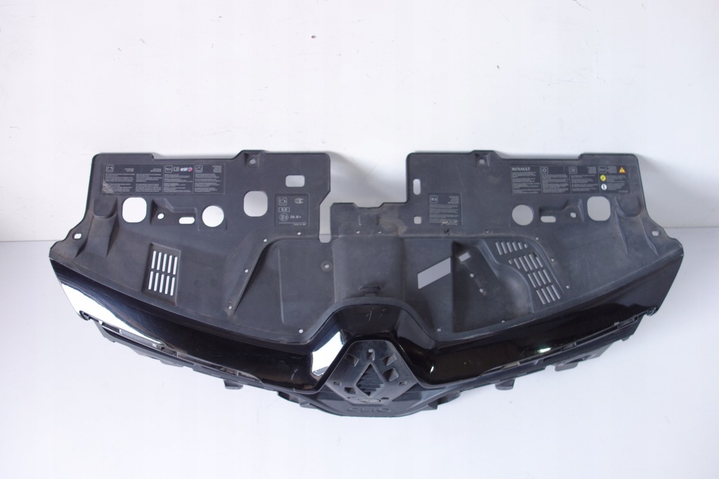 фото №2, Решітка радіатора renault clio iv 4 12-16