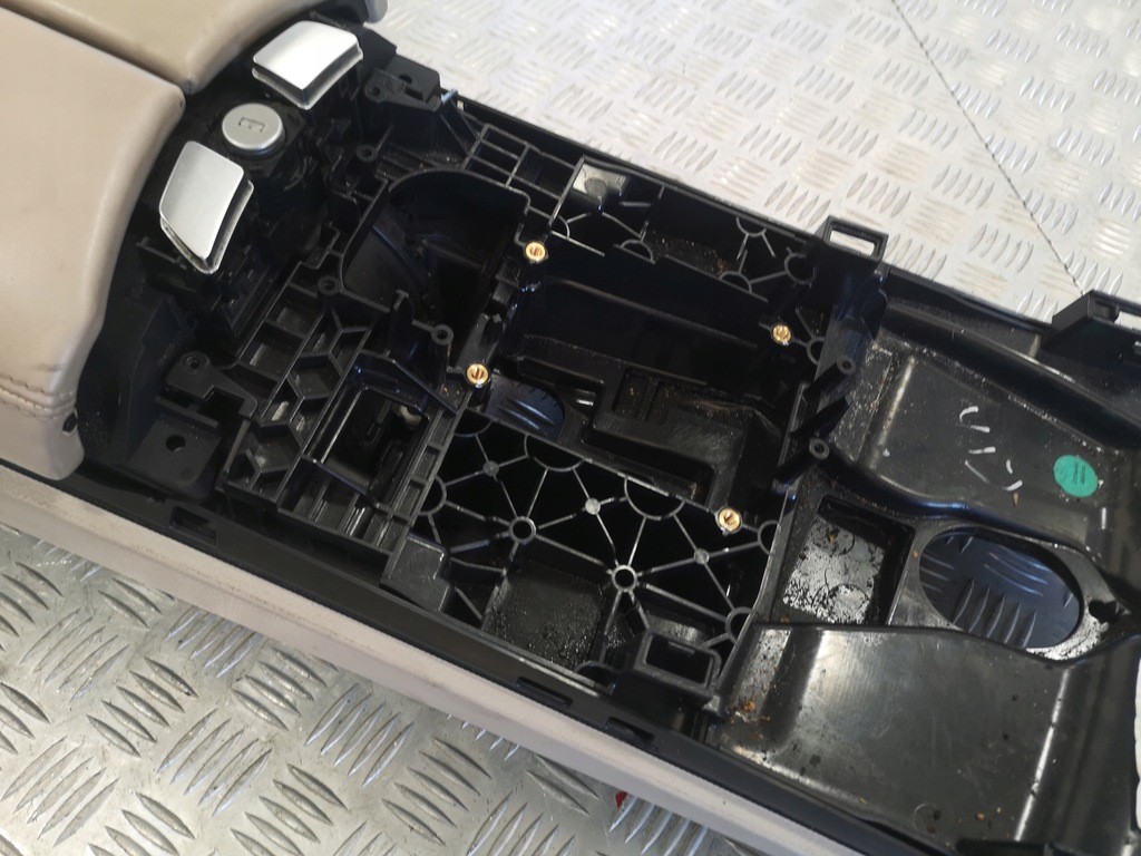 фото №7, Тунель середній підлокітник bmw f01 f02 4-зона