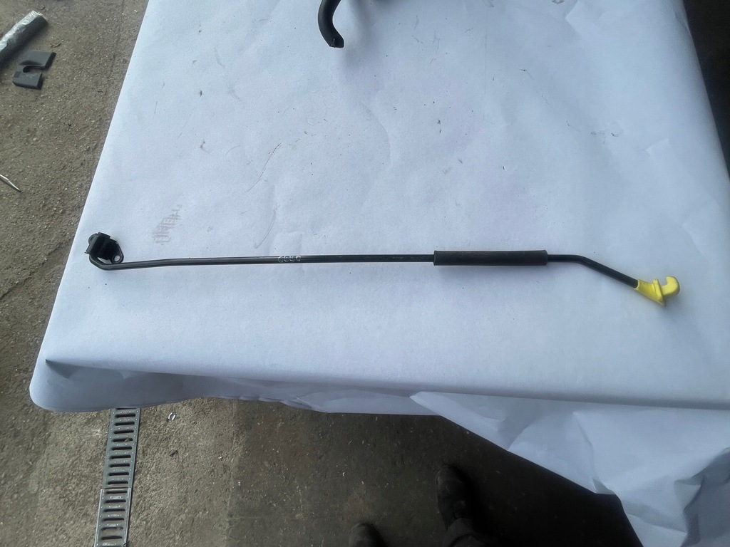 фото №1, Kia ceed iii стрижень підпора капот