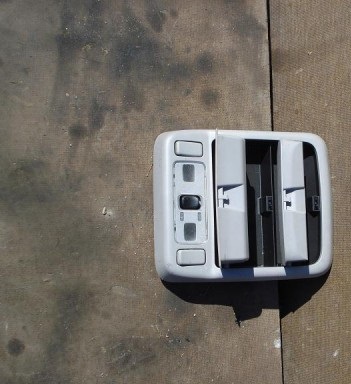 фото №1, Subaru forester ii 05-08 бардачок потолочный