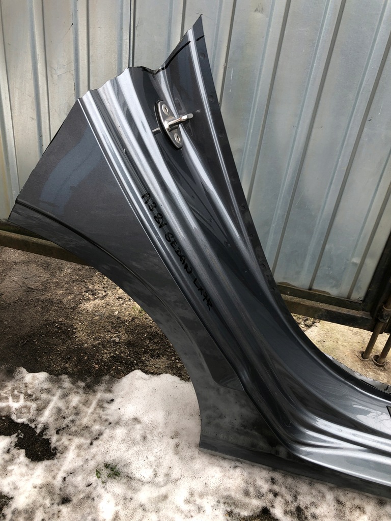 фото №5, Audi a3 8v 12-20 sedan порог обшивка блок двигателя правый lx7r