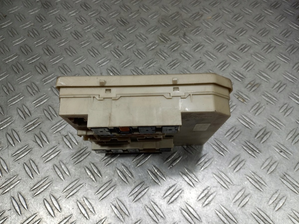 Модуль uch renault modus 674658a 1.5 dci Цена