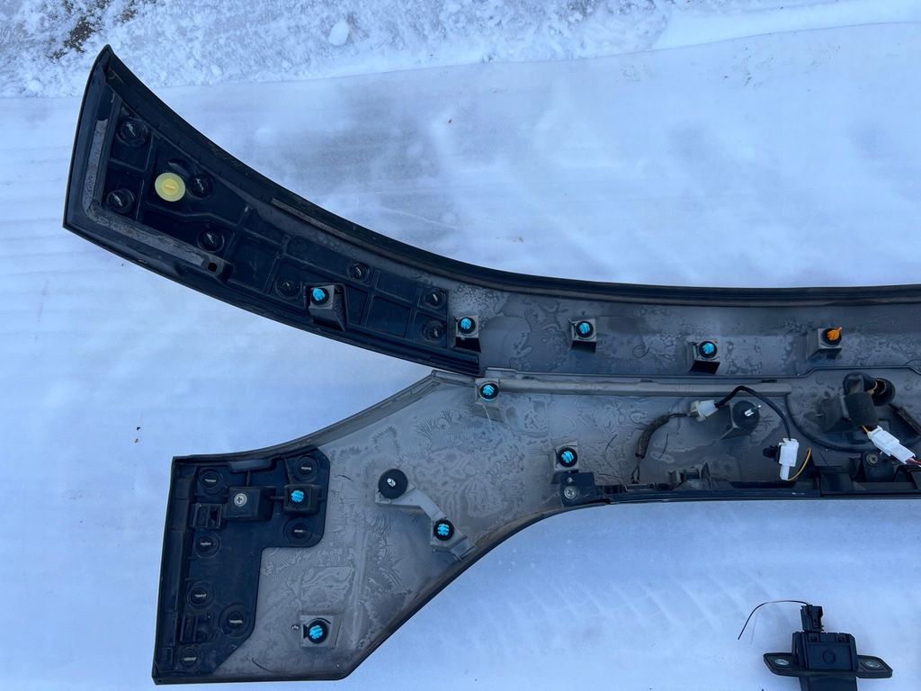 фото №10, Mazda cx-5 kf накладка задняя крышки багажника камера rok 2020 цвет 46g