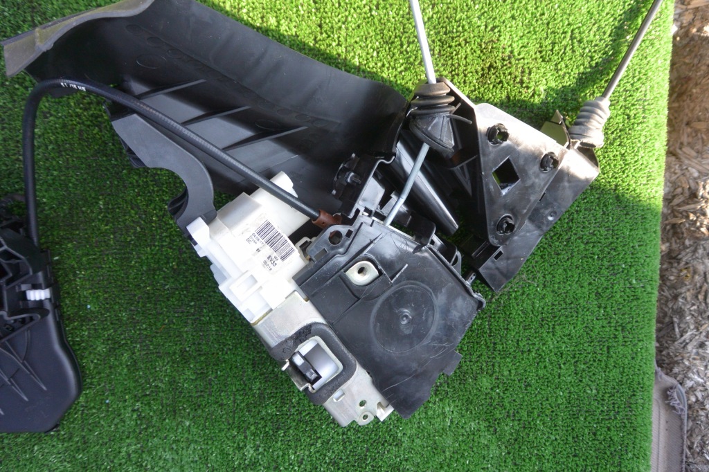 Купить Замок ручка дверь mercedes gl ml 164 uk