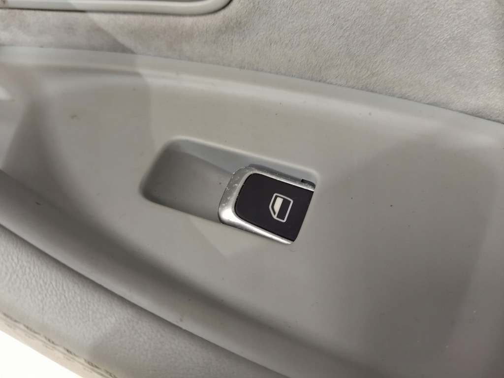 фото №9, 4h1868018 обшивка двері правий перед bc3 шкіра alcantara audi a8 d4 10-18r