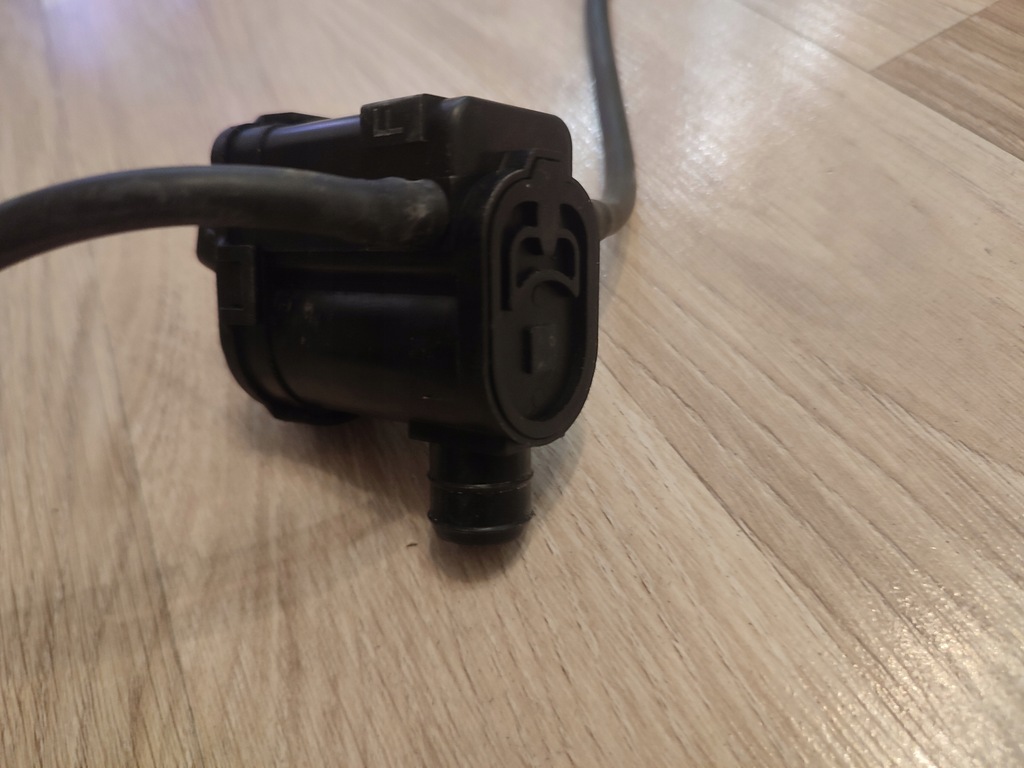 фото №9, Помпа розпилювача перед hyundai kia