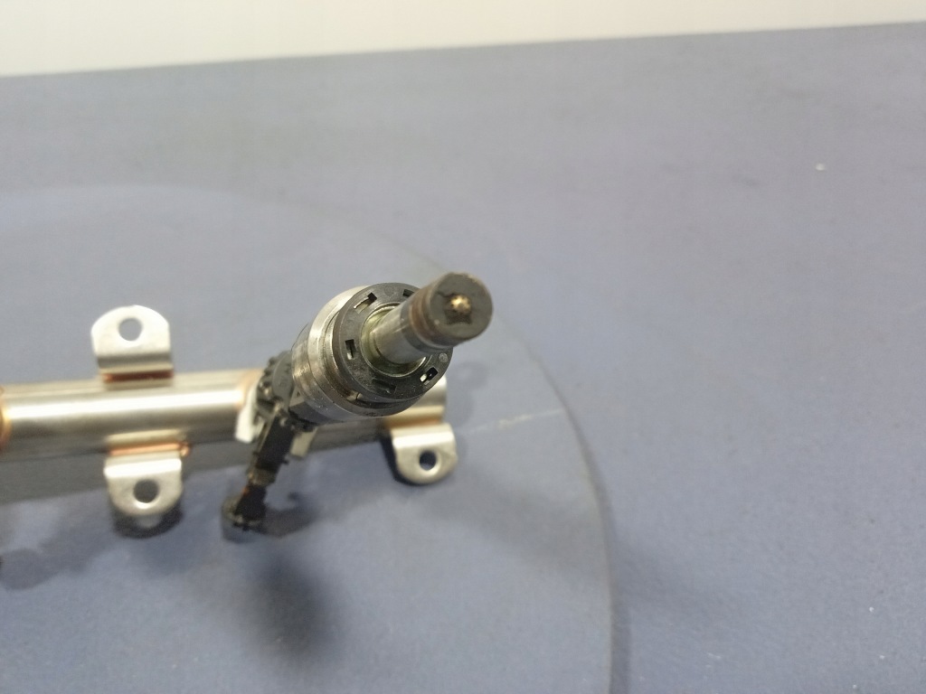 фото №9, Audi q8 rsq8 4m8 4.0 tfsi молдинг упорскування 0p2133315a