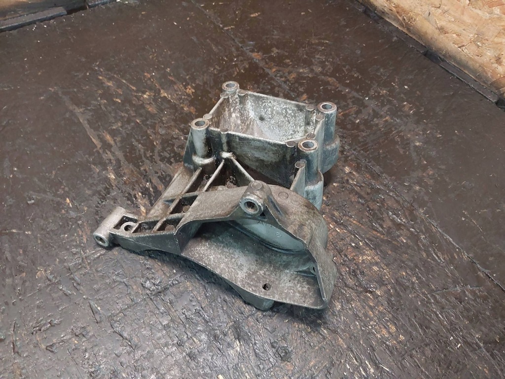 фото №9, Кронштейн / кронштейн компрессора кондиционера bmw 3 e46 318i m43b19 194 1433507