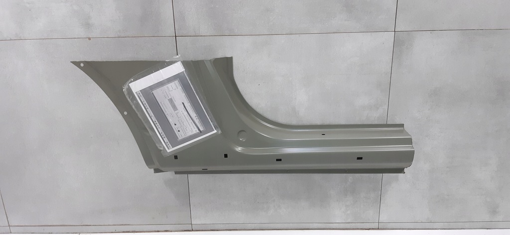 фото №5, Suzuki jimny 98- обшивка крила крила поріг правий задня 64111-81a01-p41