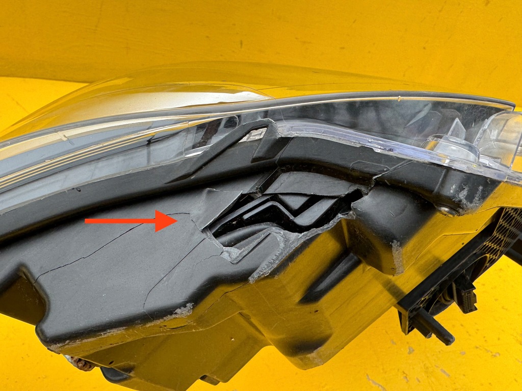 фото №16, Toyota chr c-hr 16r- лампа правая передняя правый перед full led