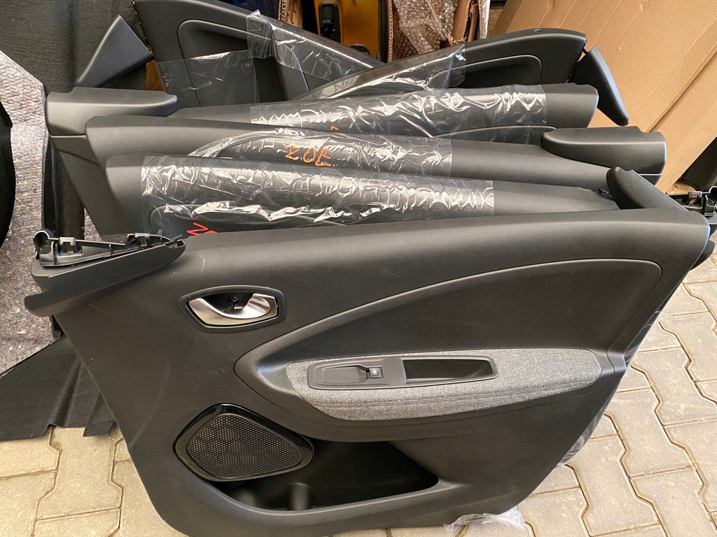 фото №14, Renault zoe ii сиденья заднее сиденье сиденья салон