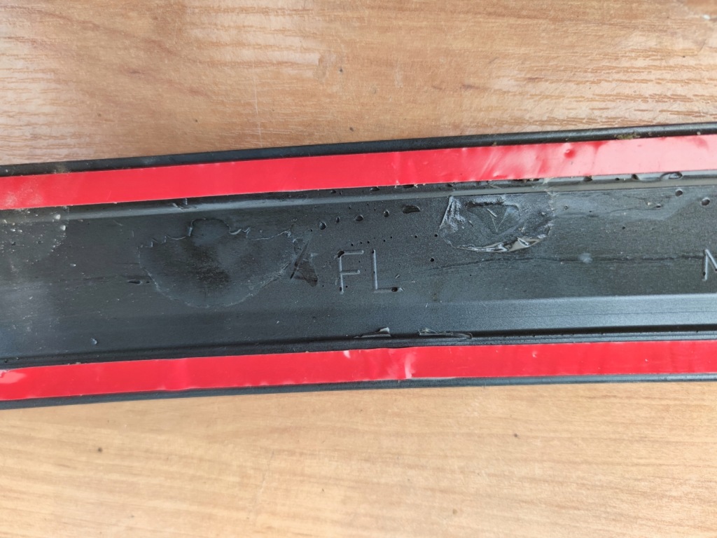 фото №4, Kia carens 4 iv ліва молдинг двері перед накладка