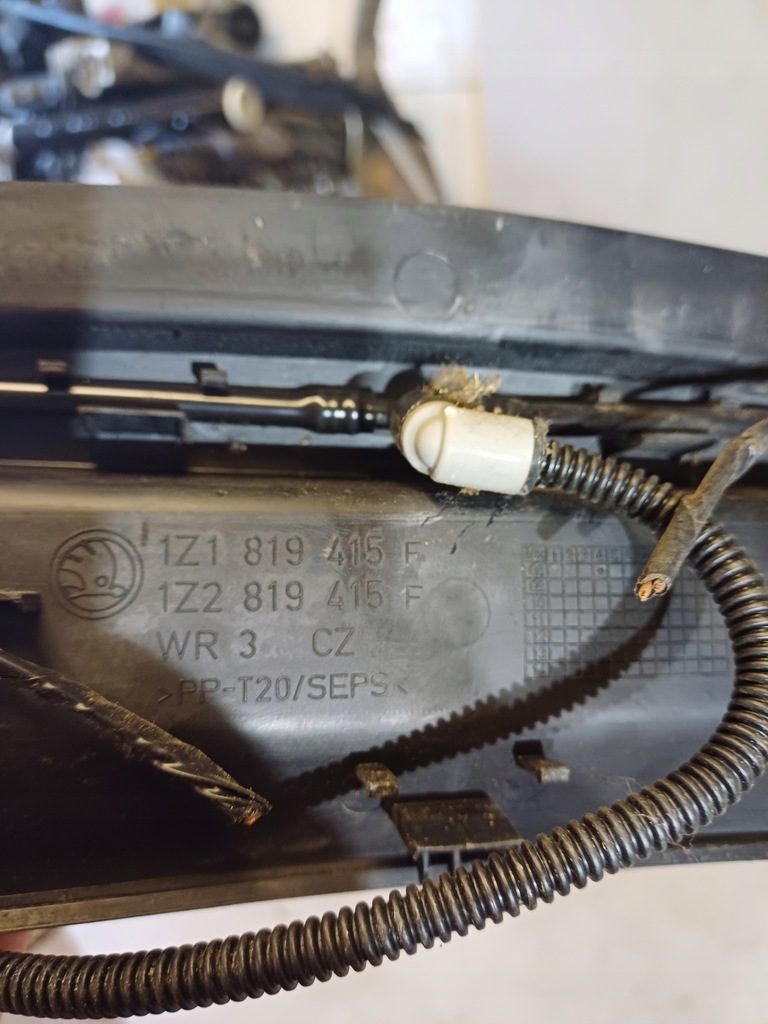 фото №8, Жабо skoda octavia ii nr. 1z1819415f