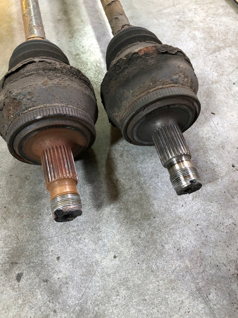 фото №5, Приводной вал левая, правая задняя mercedes w204 coupe c250