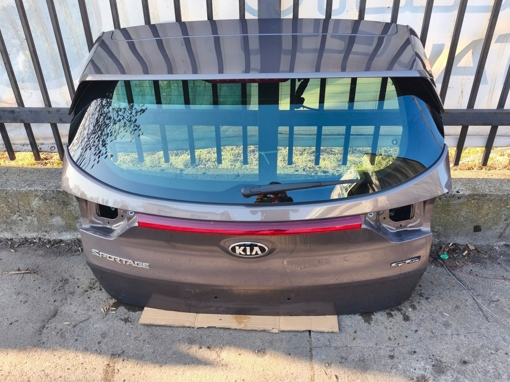 Купити Kia sportage iv рестайлінг  кришка багажника кришка багажника задній задня колір l2b