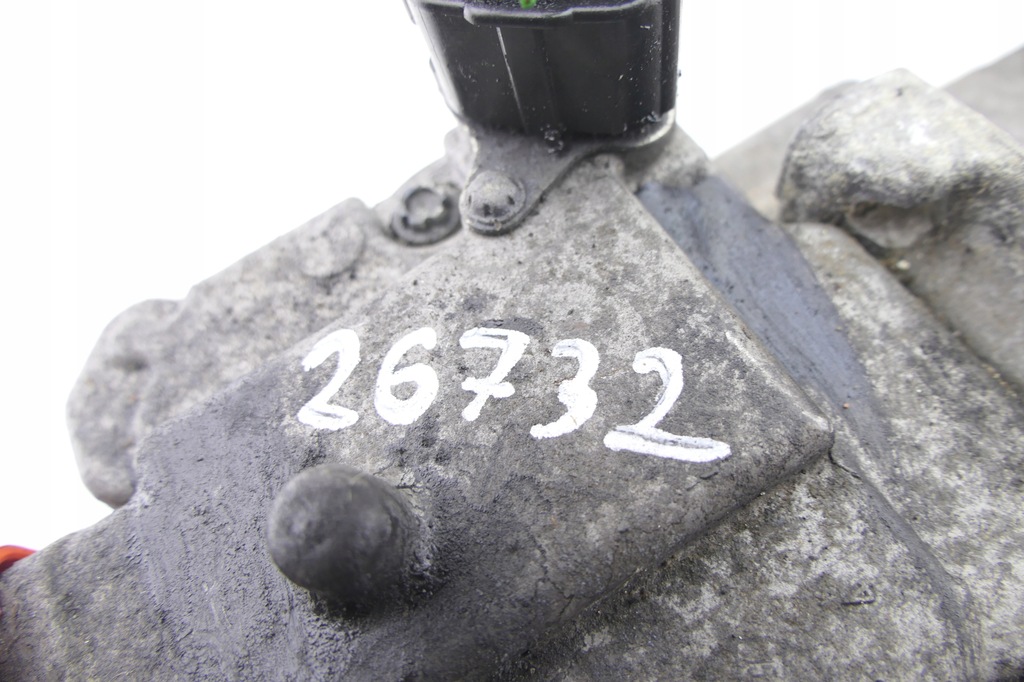 фото №10, Компрессор кондиционера toyota yaris iii 1.5 hybrid