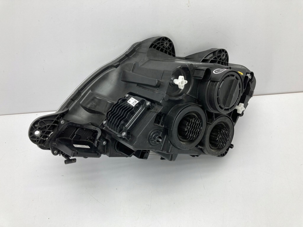 Daf 106 лампа full led пошкоджена права 1857527 Недорого