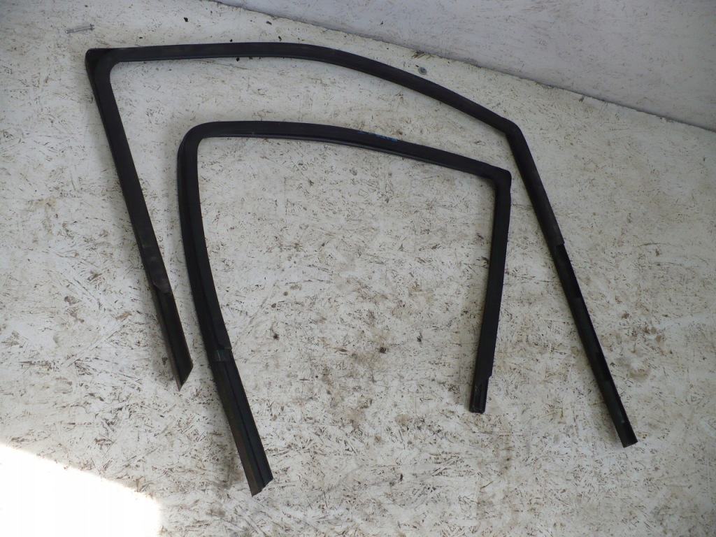 фото №1, Прокладка стекло левый задняя левый перед ford f-150 f150 2015 +