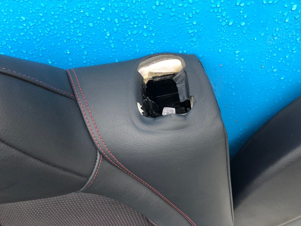 фото №13, Mercedes w176 amg сиденья обивка кожаный кожа czerwona nić