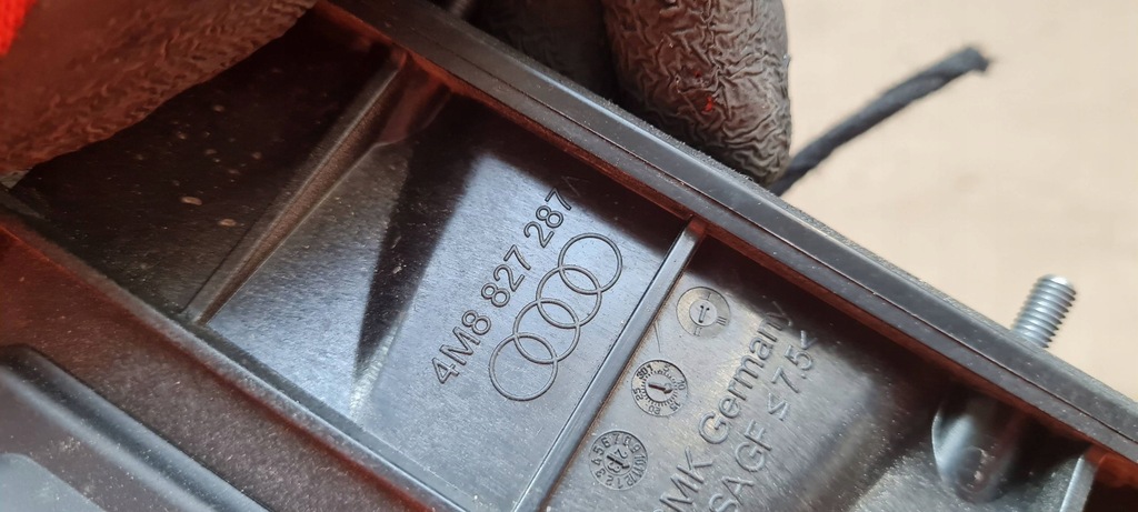 фото №7, Sq8 4m rsq8 q8 кнопка микровыключатель крышки багажника камера 360 4m8827287a