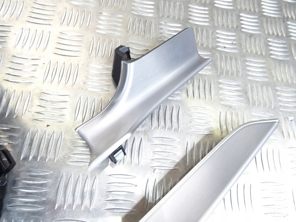 фото №9, Mercedes w205 amg накладки декоративні декори d222