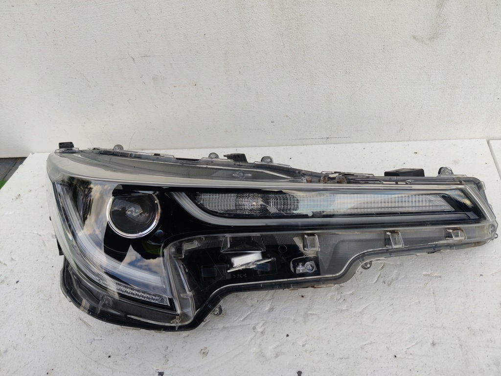 фото №1, Лампа led правая toyota corolla e21