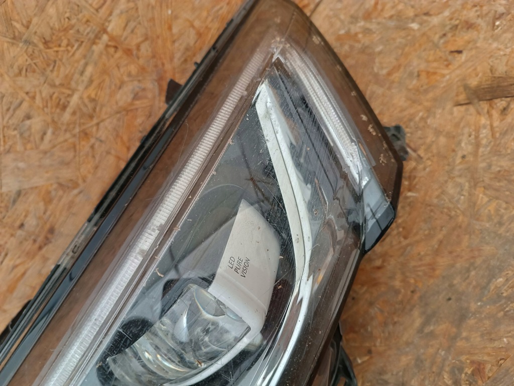 Фара фара лівий перед європа  renault talisman 260602488r в Україні