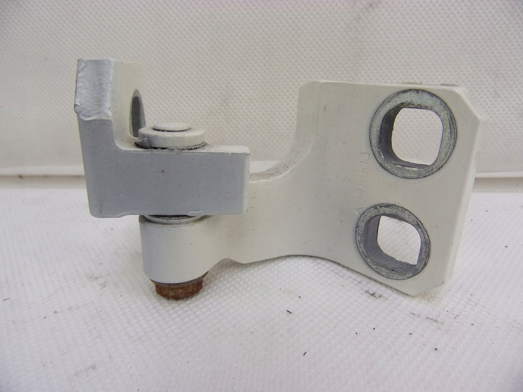 фото №1, Maserati ghibli 14- петля двері правий задня góra