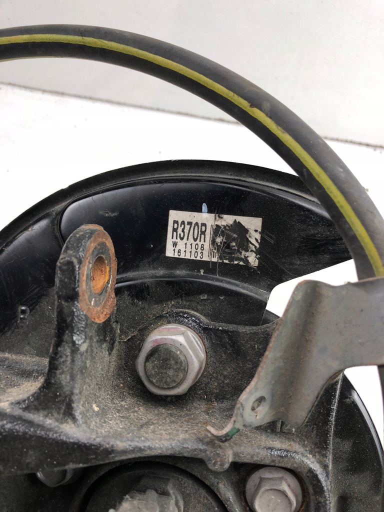 фото №13, Toyota rav4 4 поворотний кулак ступиця правий лівий задня