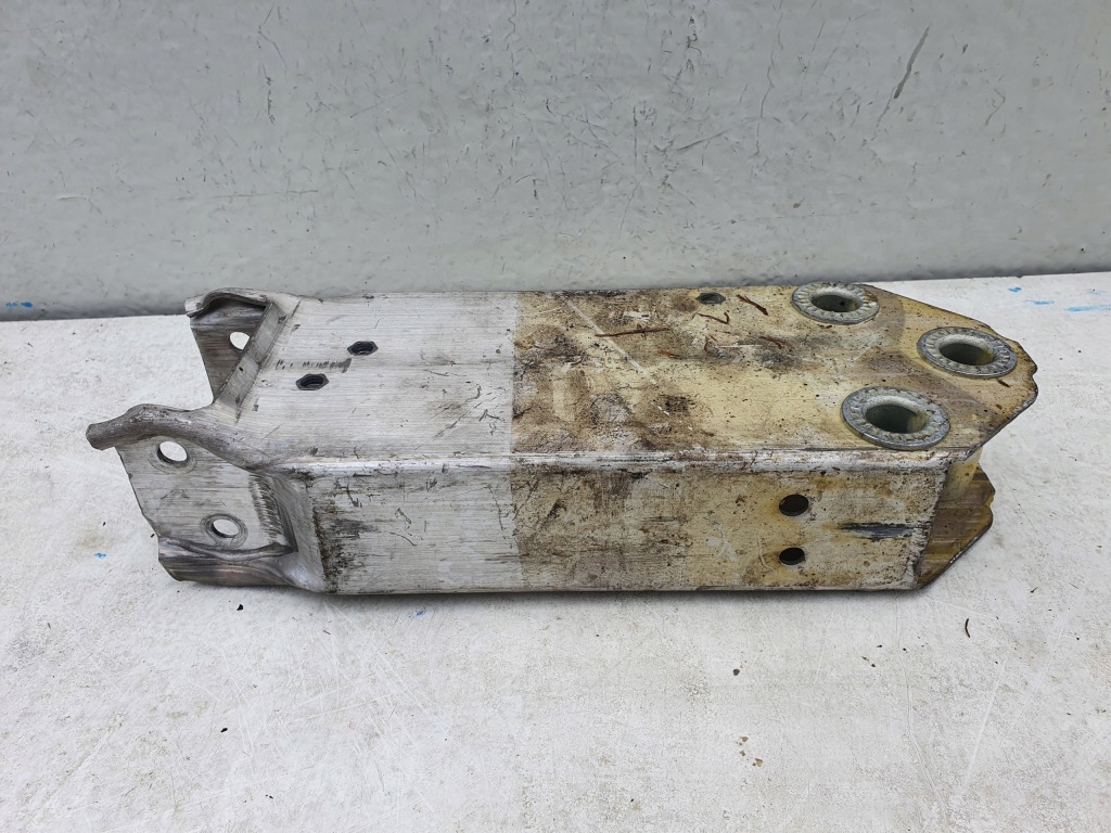 фото №7, Bmw 5 f10 f11 зона деформації права шток