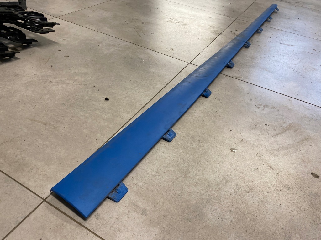 фото №3, Bmw i3 молдинг поріг niebieska ліва