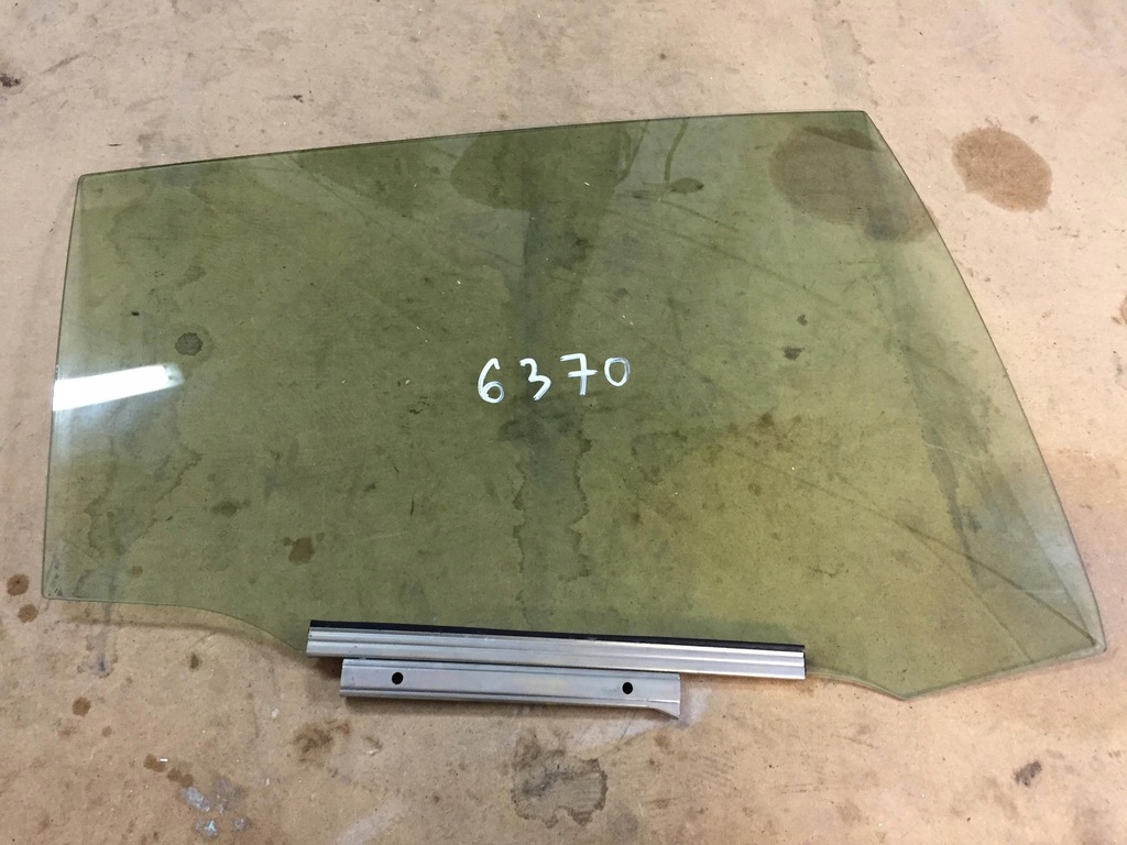 фото №1, Toyota prius iv 2015- стекло дверь правая задняя