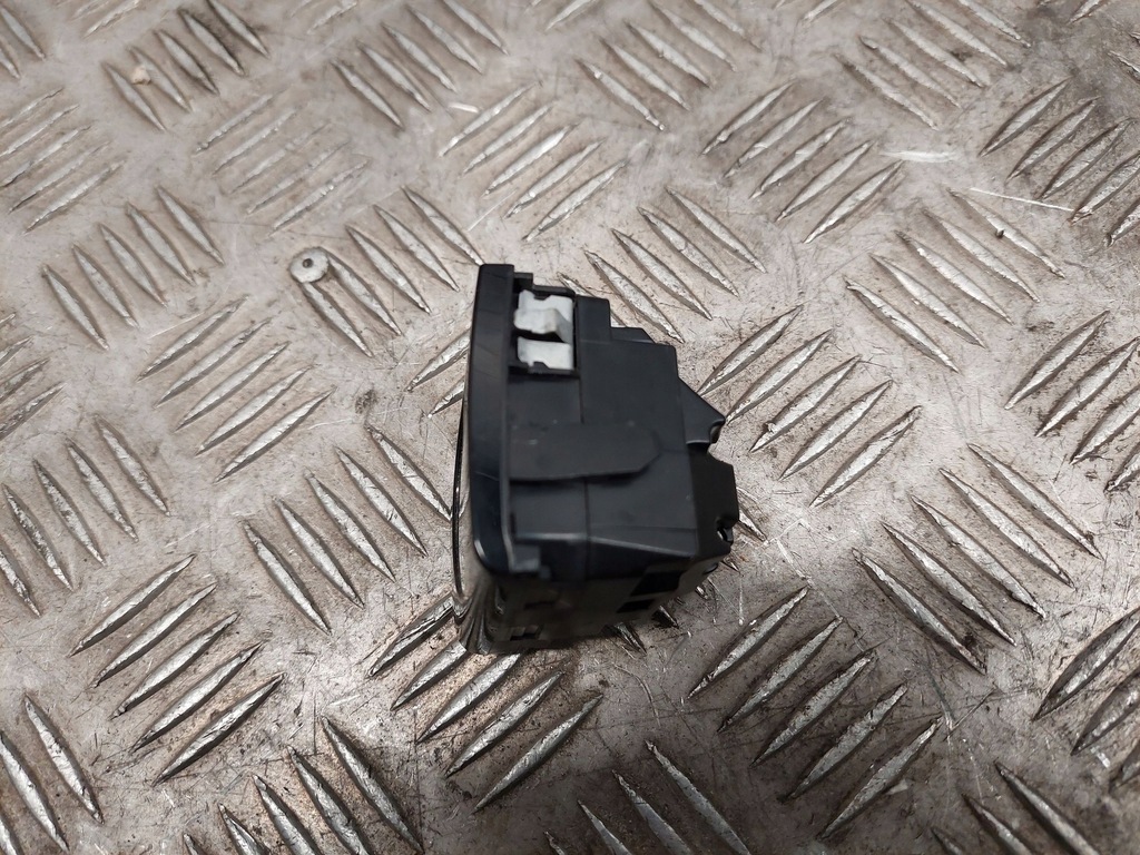 фото №5, Audi a8 s8 d4 4h 2013 з передній приладова панель