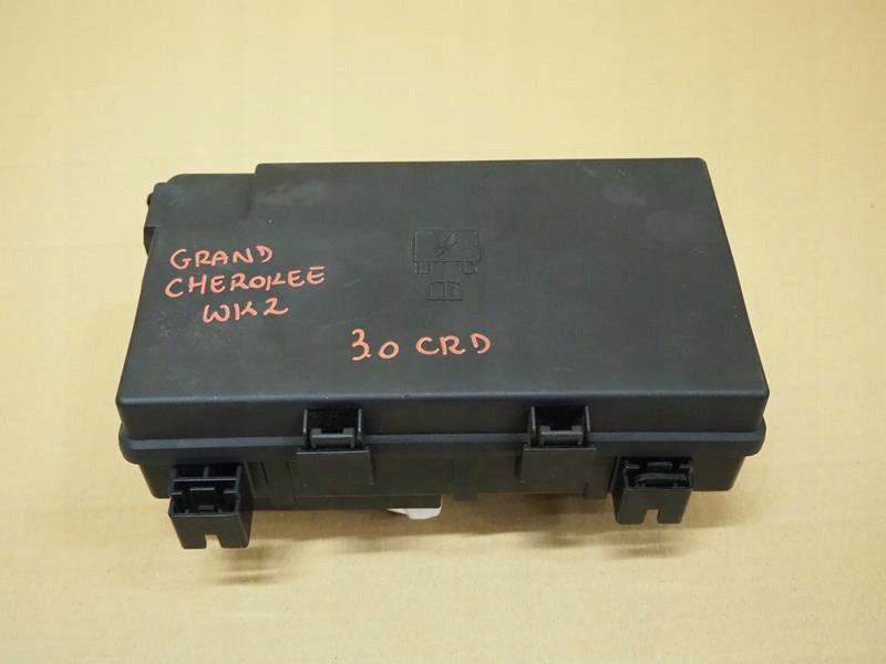 фото №1, Коробка предохранителей jeep grand cherokee wk2