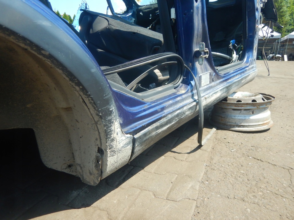 фото №2, Sedici 09- поріг правий блок двигуна середній чверть