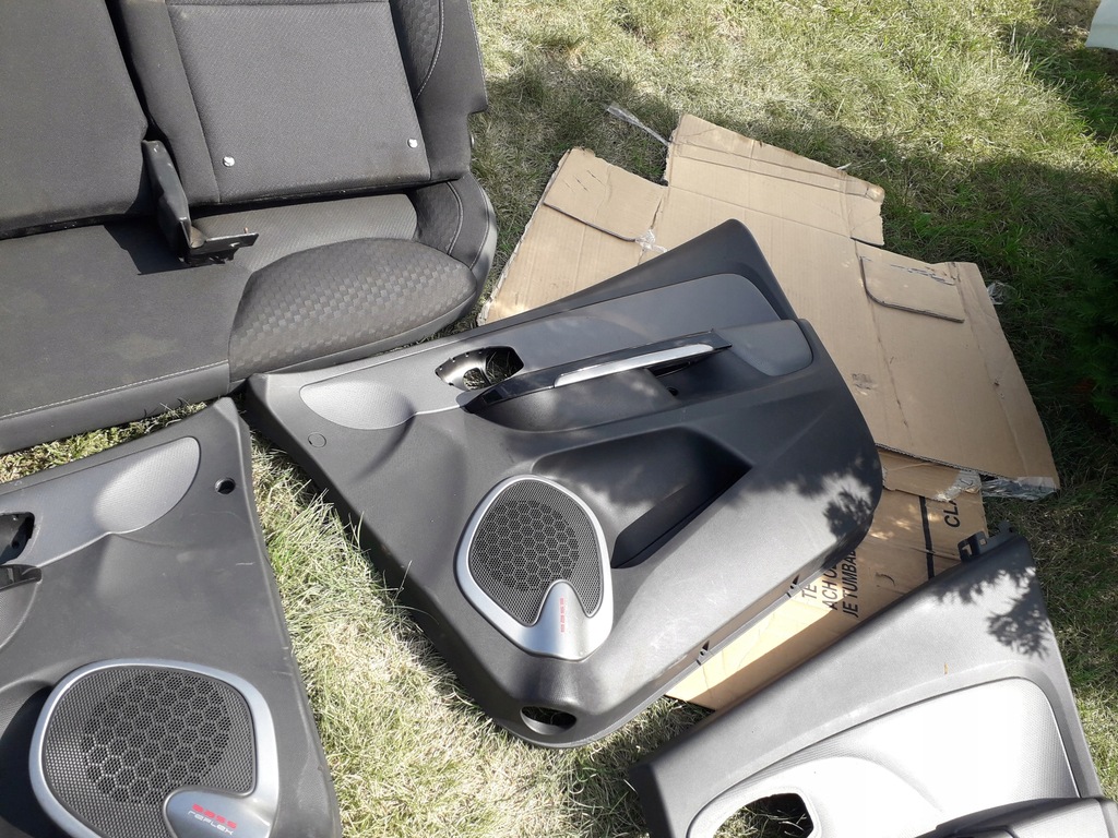 фото №12, Сиденья заднее сиденье renault clio iv kombi gt line