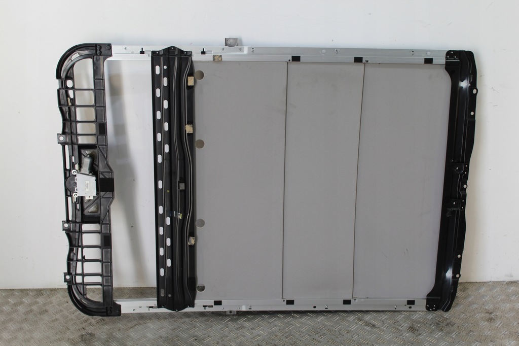 фото №1, Шторка панорама крыша toyota verso 09-