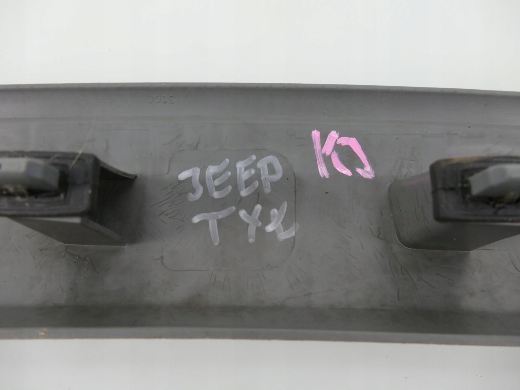 Jeep cherokee kj рестайлінг  накладка поріг багажника задні Київ