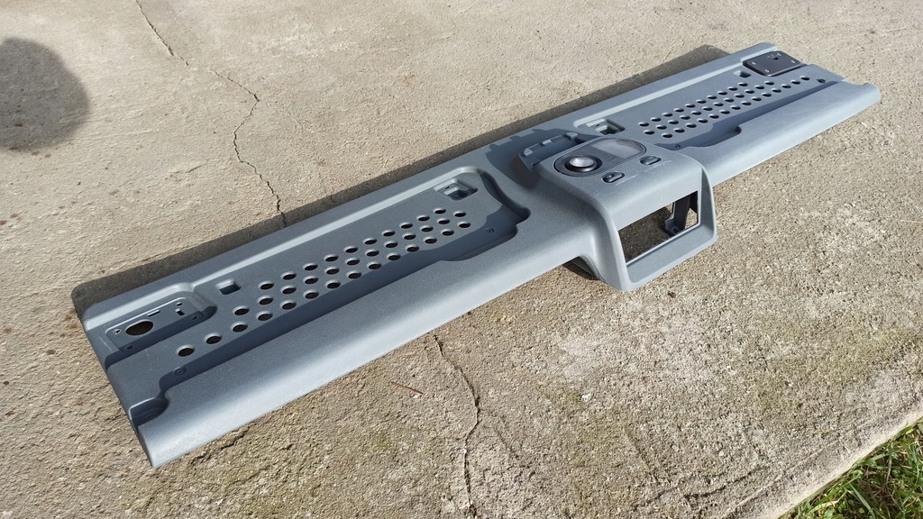 фото №4, Полка потолочный iveco daily 99-11