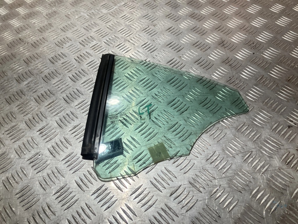 фото №1, Стекло треугольник левый задняя mercedes slk r171 2006 rok produkcji