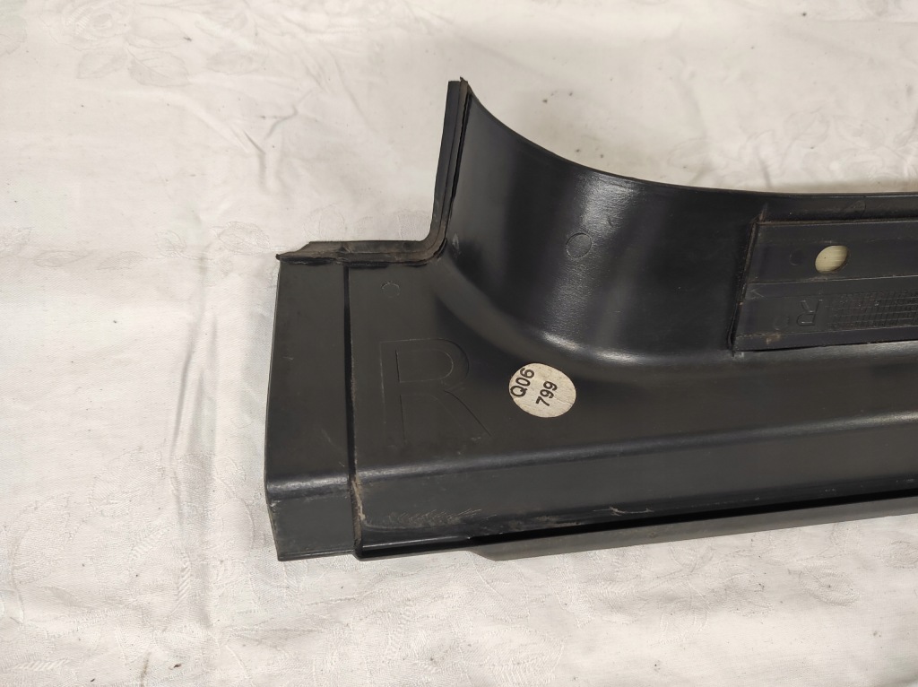 фото №12, Mercedes w203 молдинг порог правый задняя a2036801035