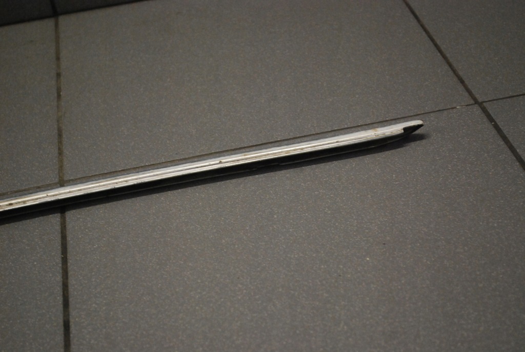 фото №11, Молдинг хром бампера лівий задня audi a8 d2