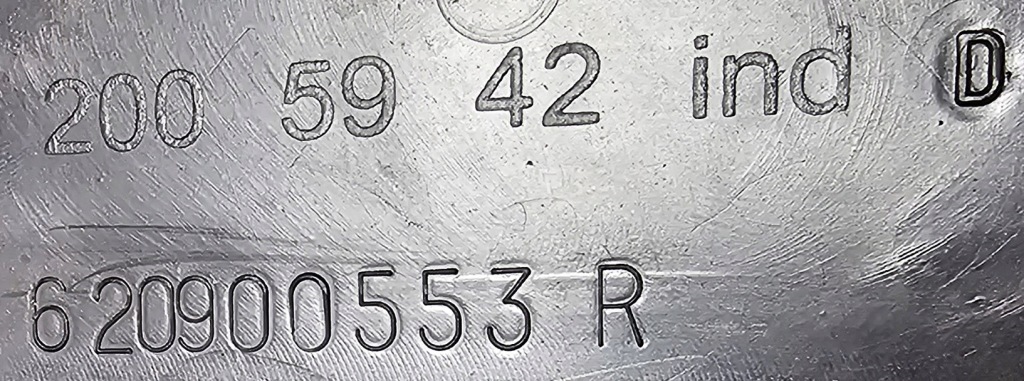 Новый оригинал  бампер перед балка усилитель renault clio 3 рестайлинг  185 09-12 с Разборки