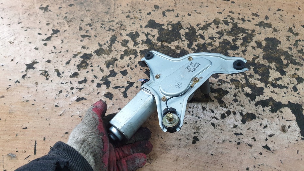 фото №1, Toyota celica vii моторчик дворник задняя