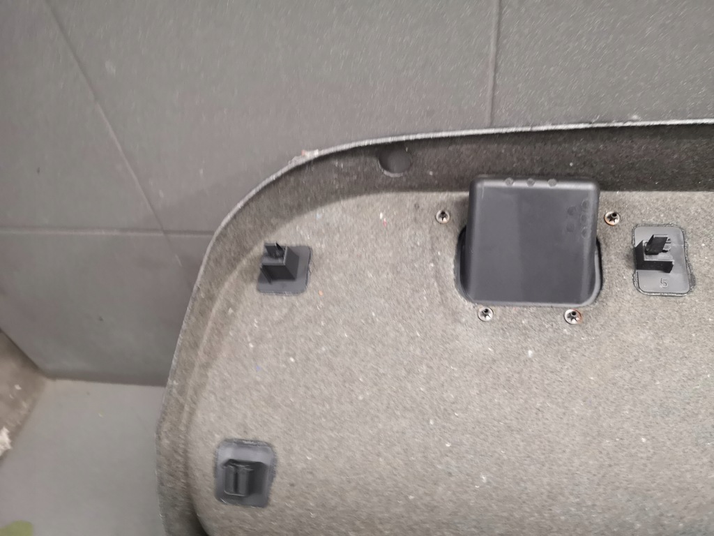 фото №7, Обивка крышки audi a6 c6 sedan 4f5867975j