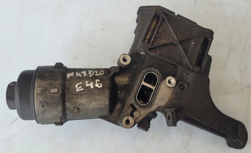 фото №1, Корпус фильтра масла bmw e46 2246981