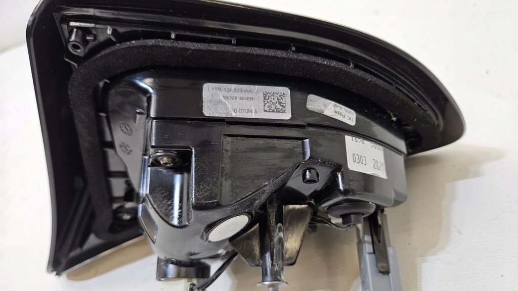 фото №5, Лампа задняя задняя левая w крышка ford puma mk2 l1tb-13a603-aa