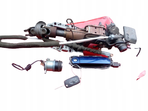 фото №1, Audi a8 d2 колонка замок ключ замок зажигания