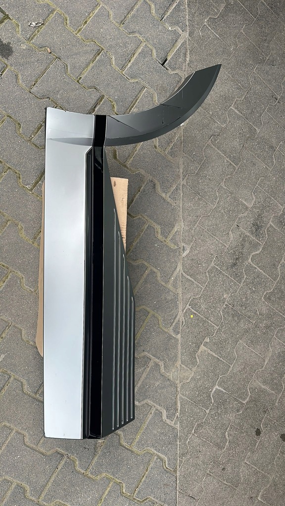 фото №1, Hyundai ioniq 5 2021-молдинг na дверь правая задний