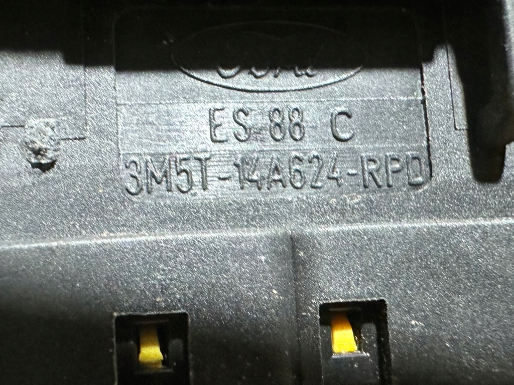 фото №3, Ford kuga mk1 штекер двері перед 3m5t-14a624-rpd